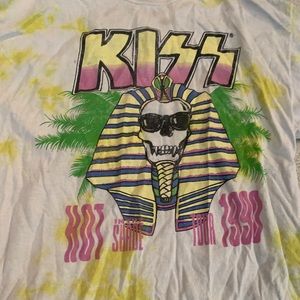 URBAN OUTFITTERS BAND TEE